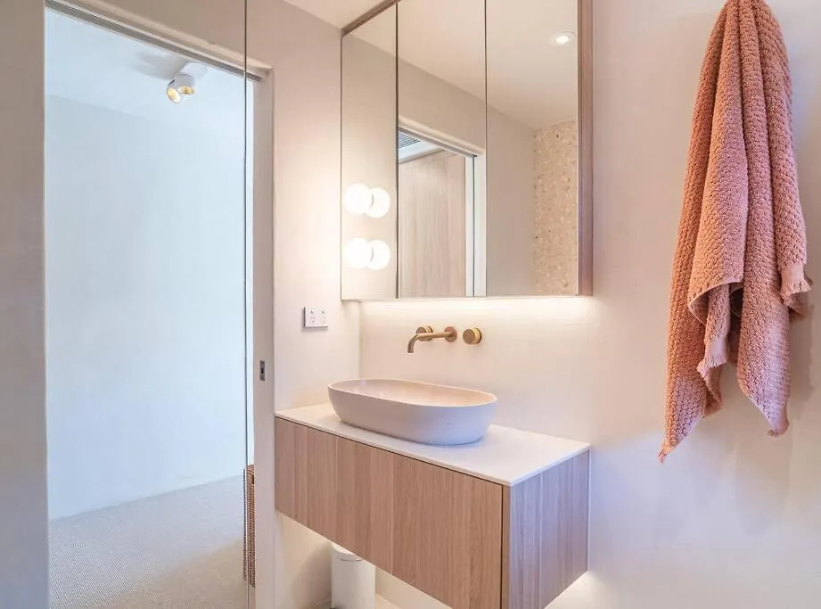 Apartment Little Cove Luxe Naousa 10 Noosa Heads