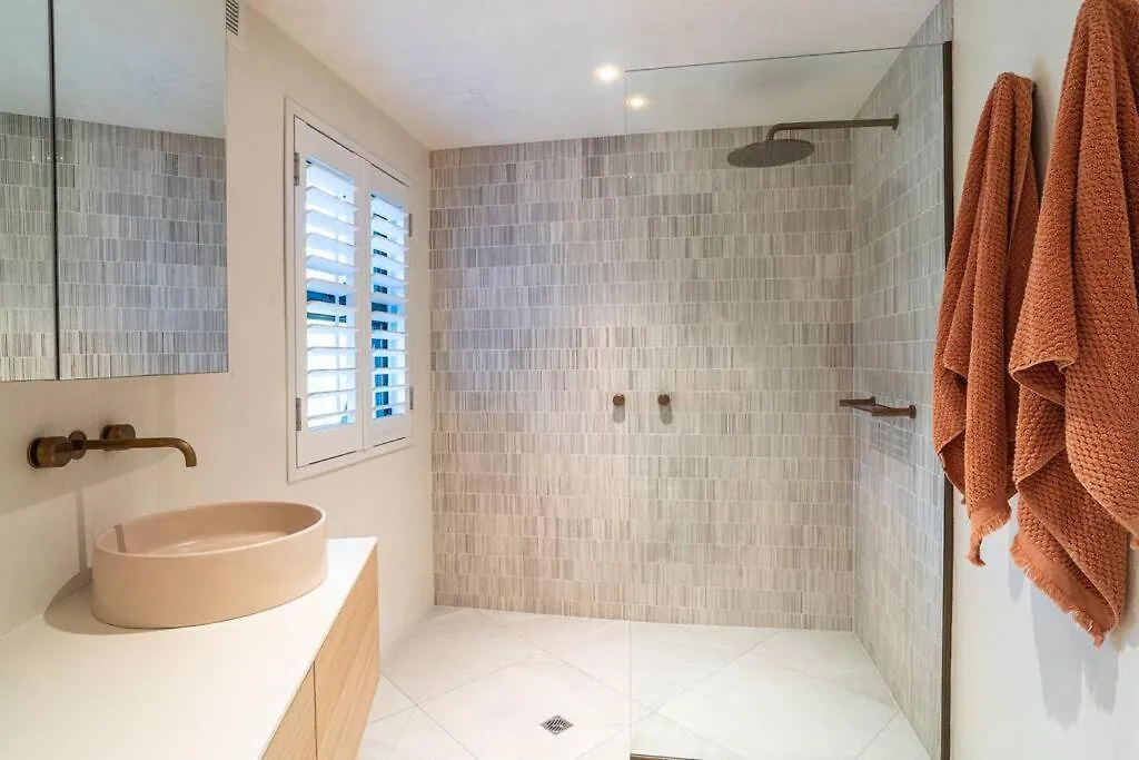 Little Cove Luxe Naousa 10 Noosa Heads Apartment