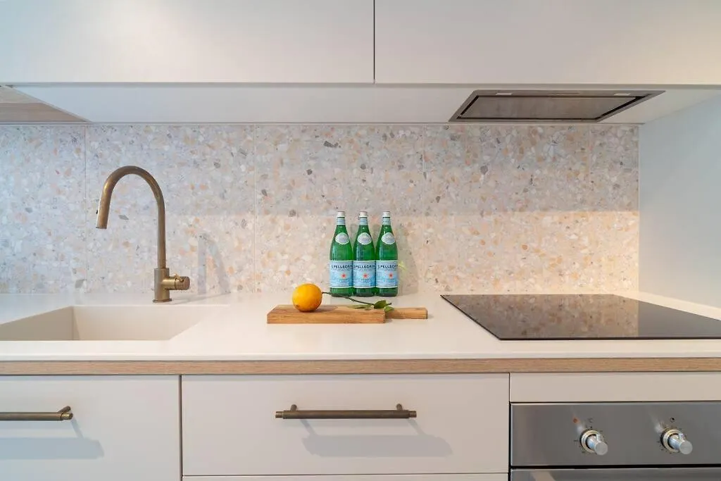 Little Cove Luxe Naousa 10 Noosa Heads Apartment