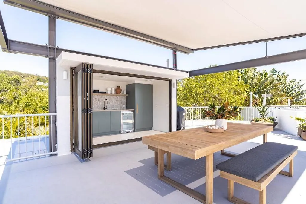Little Cove Luxe Naousa 10 Noosa Heads